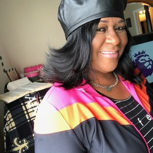 Meet your Posher, Juanita